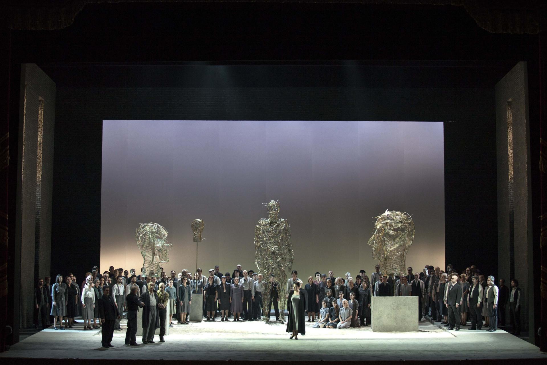 Nabucco - Teatro alla Scala - Royal Opera House - 2013 - Photo #2